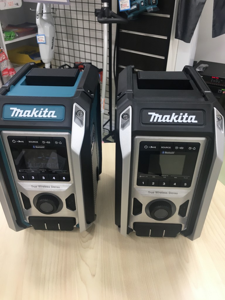マキタの新型ラジオが格好いい、しかも「高音質」充電式ラジオMR113 ...